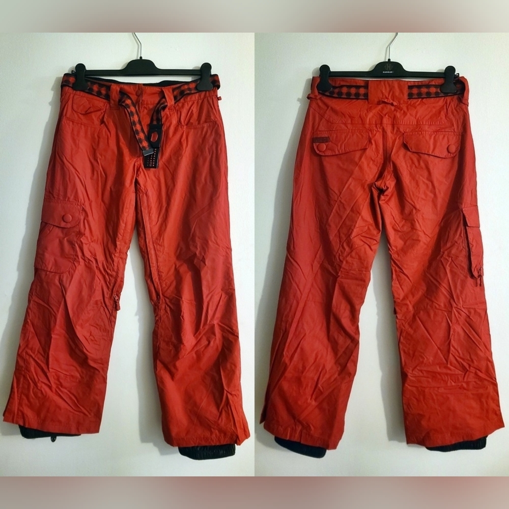 NWOT - Powder Room - (Size S) Red Women’s Ski Snowpants